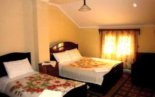 Pashuta Hotel