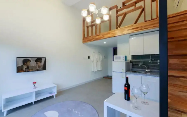 Gyeongju Edith Poolvilla & Pension