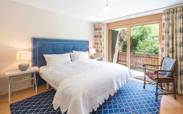 Mountain Exposure Luxury Chalets & Penthouses & Apartments