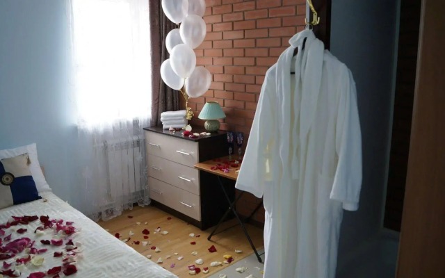 Mini-hotel U Evgeniecha
