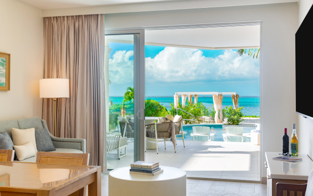 Windsong on the Reef