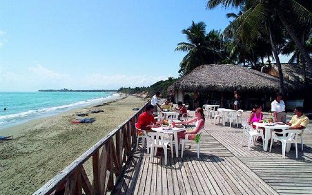 Punta Goleta Beach Resort