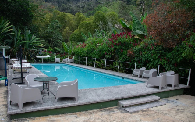 Cerveceria James Hotel y Spa