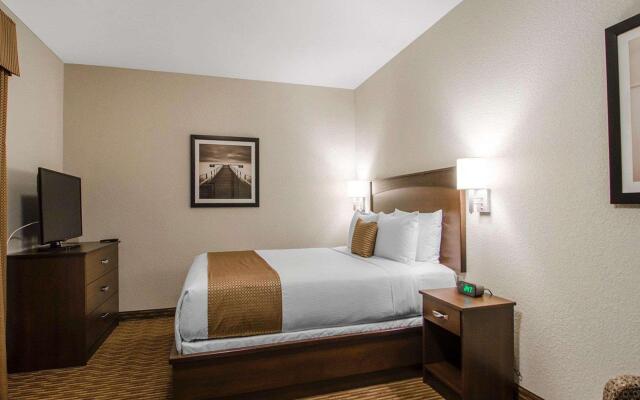 Suburban Extended Stay Hotel Estevan