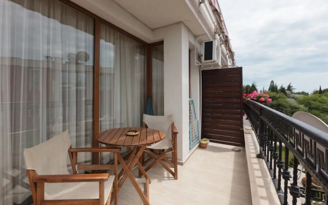 Apartment Rich Beach Nessebar