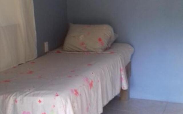 Roatan Backpackers' Hostel