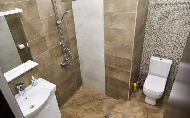 Residence North Avenue Teryan 8. 14 2