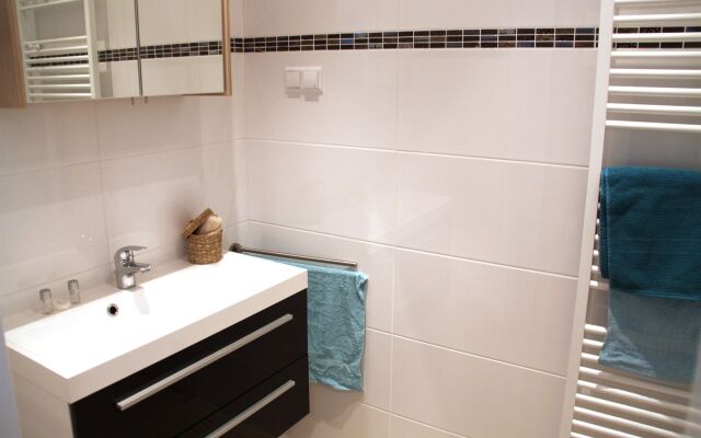 CheckVienna – Apartment Huglgasse