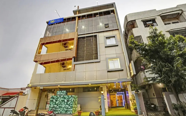 Fabhotel Happy Stay I