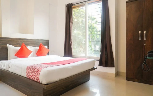 Scholars Inn by OYO Rooms