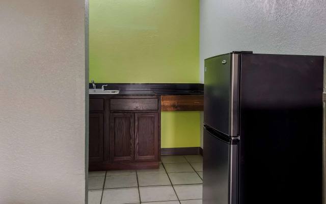 Rodeway Inn Conference Center