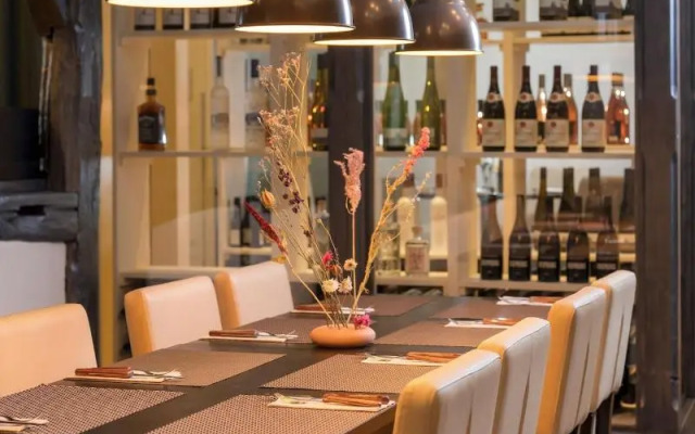 Four Stars by City Hotel