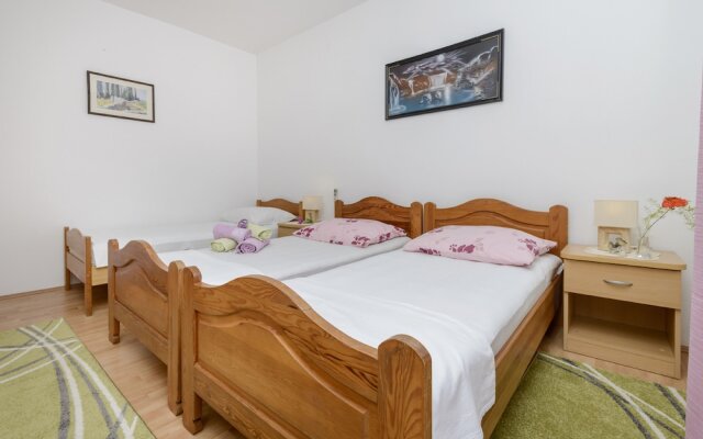Oreb's Dream Apartments
