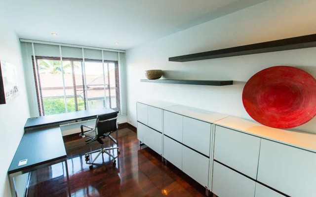 Luxury Seaview Pool Villa at Chalong