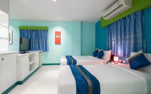 The Grand Paradise Suite