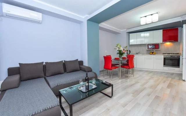 City Center Suite With Terrace