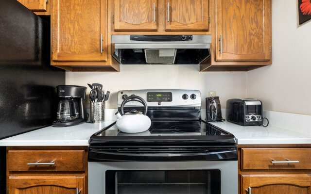 2BDR Loft Suite Golf Course Condo 5549