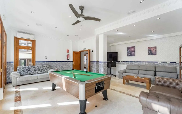 Klayman Olivina Aparthotel