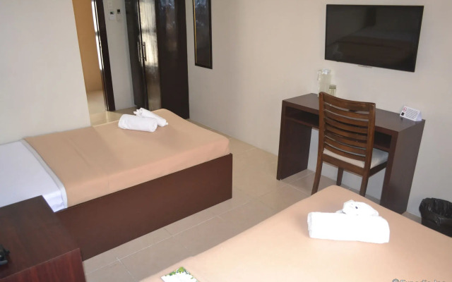 Columbus Plaza Hotel