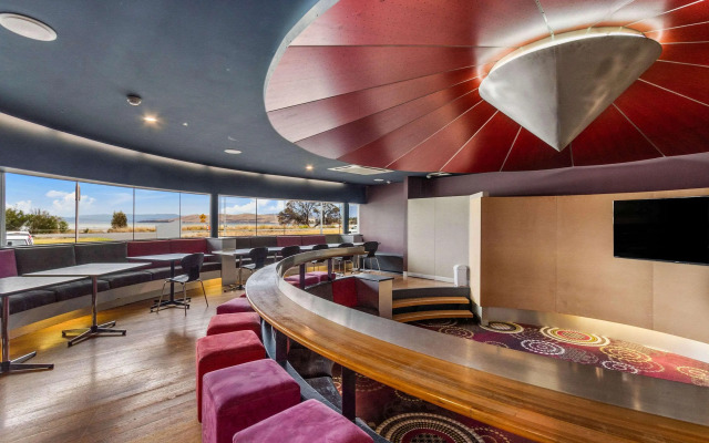 Foreshore Hotel