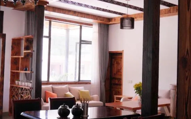 Mogan Mountain Small Douwu Inn