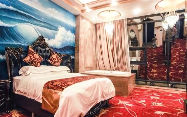 Window of World Theme Hotel