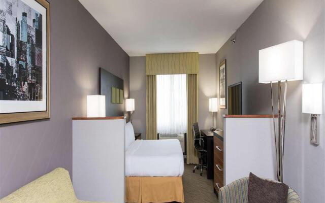 Holiday Inn Express Hotel & Suites Danville, an IHG Hotel