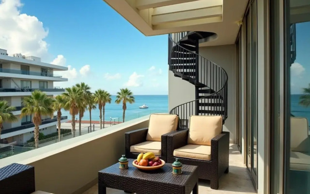 Eivissa Beachfront Gem - Modern 2BR Apartment