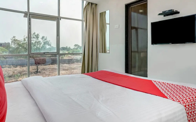 OYO 24792 Hotel Heramb