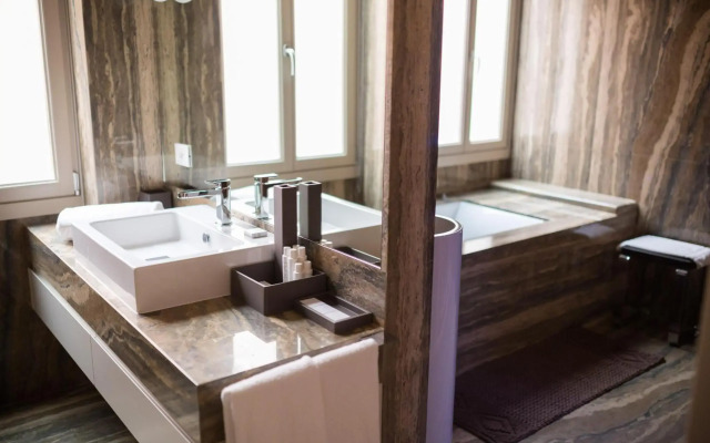 Liassidi Wellness Suites