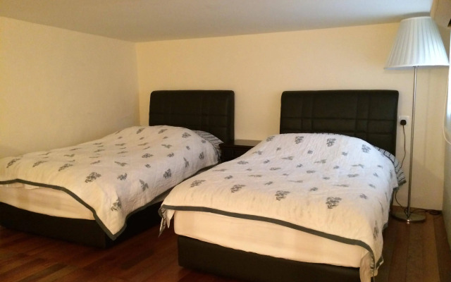 Driftwood Guest House