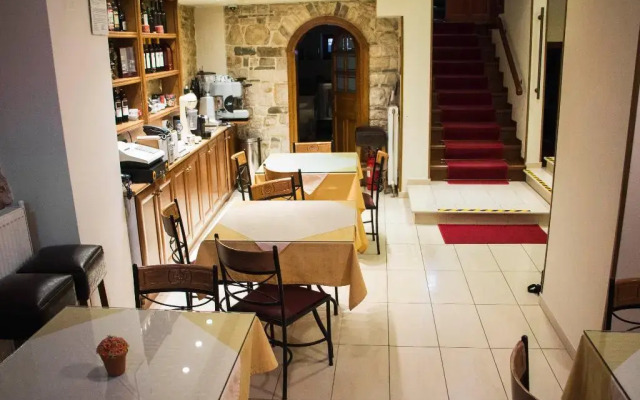 Kentrikon Hotel