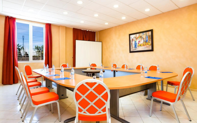 Relax Hotel Airport Nouasseur