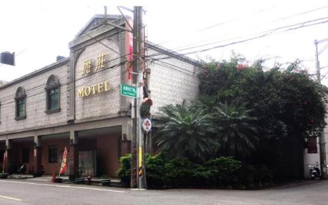 Li Zhuang Motel