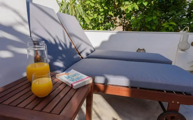 Hydra's Pearl - Blue Pearl