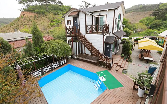 Taean Eia Pension
