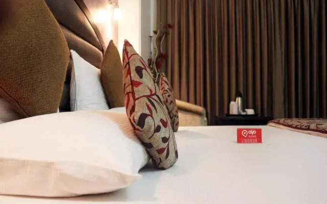 OYO Rooms Dwarka Sector 12 Metro Station