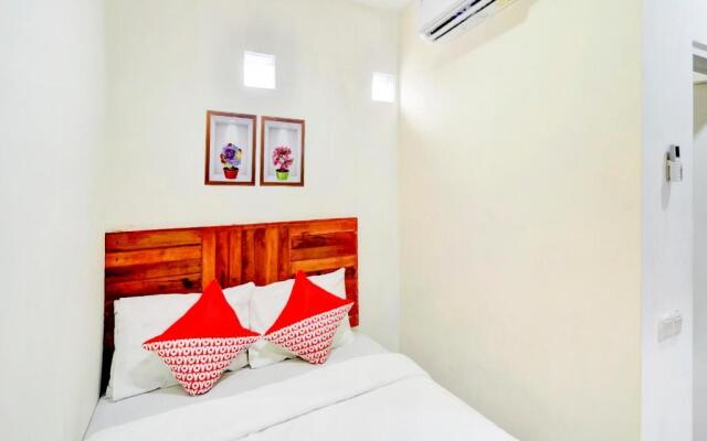 OYO 90048 Teratai Bekasi Guesthouse