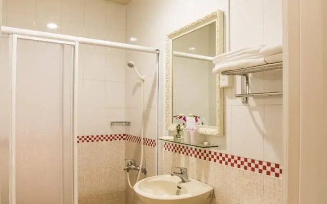 Love 121 Bed and Breakfast