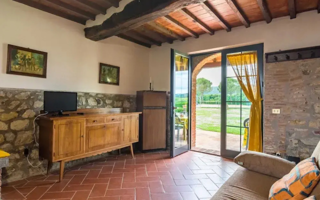 Aesthetic Farmhouse in Bucine With Barbecue