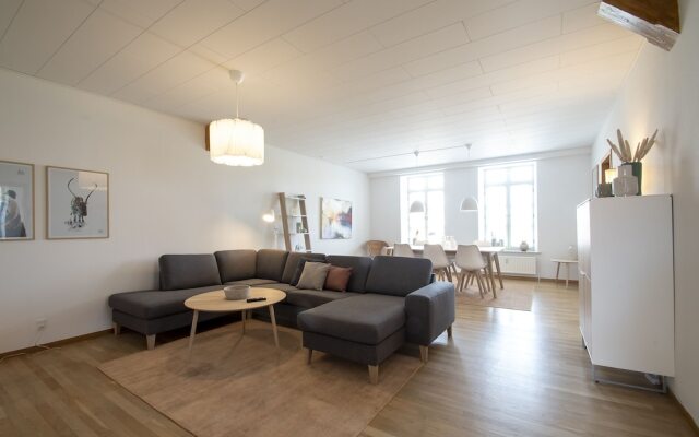 Exclusive 2 Bedroom Apartment