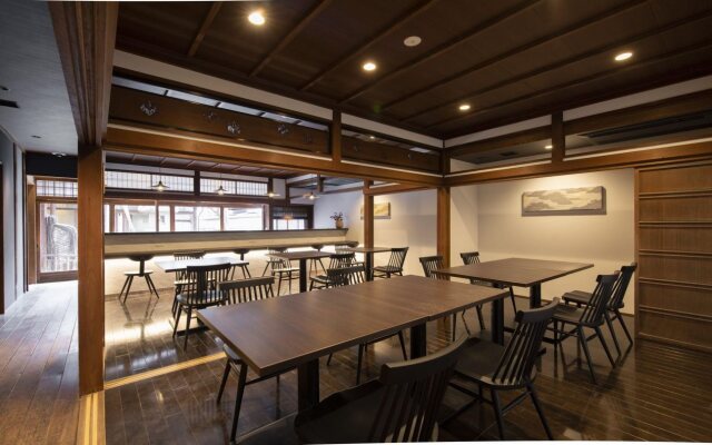 First Cabin Station Kyoto Umekoji Ryokan