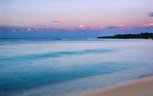 Breakas Beach Resort Vanuatu