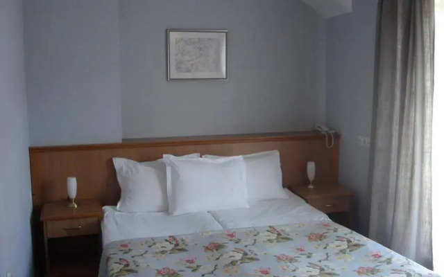 Kapri Hotel