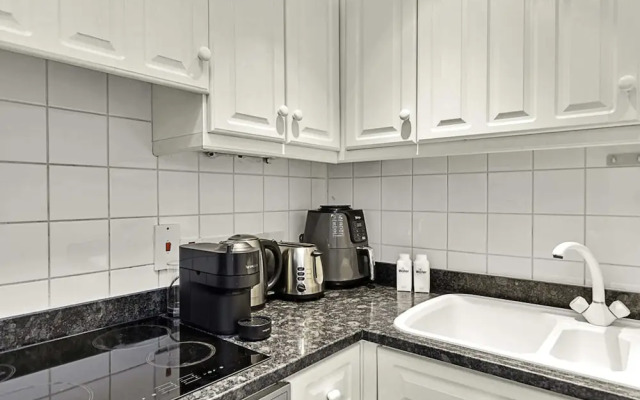 Beautiful Two Bed Abode Near Chelsea