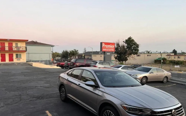 Premier Inn & Suites