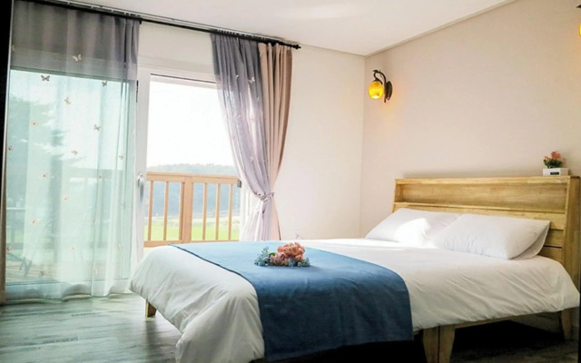 Yangyang Pinot Tree Pension