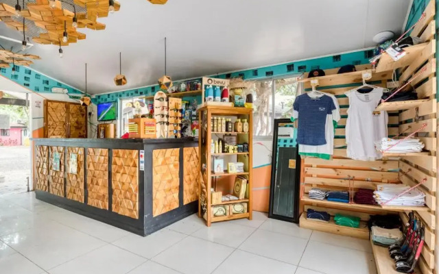 Tamarindo Surf Camps by Selina Surf Club - Hostel