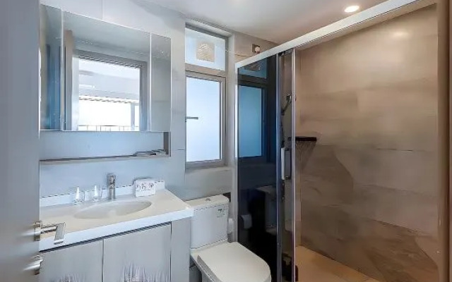 Xinglun International Seaview Holiday Apartment (Shanwei Poly Jinluwan Branch)