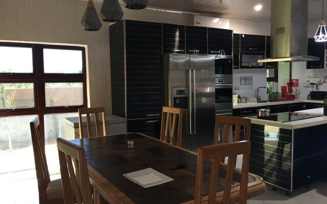 Kanyi Guest House